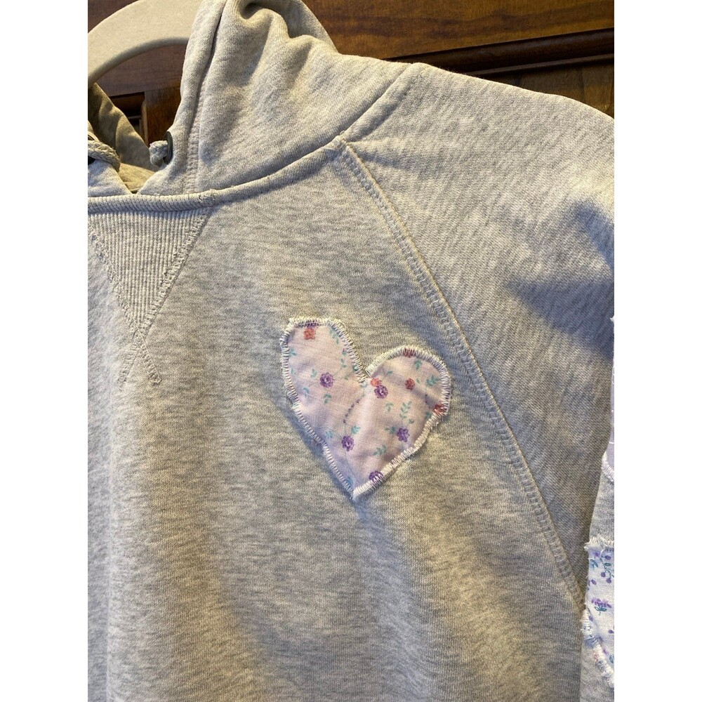 Champion Hoodie Womens Size Medium Gray Oversized Distressed Purple‎ Hearts - Picture 2 of 12
